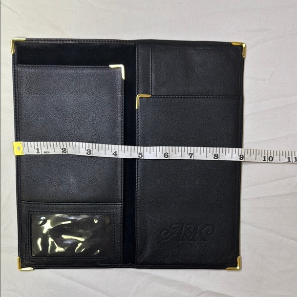 Unisex Elegant Black Leather Passport Business Card Credit Card Holder - Picture 6 of 7